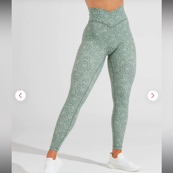 Buffbunny Collection Pants - Buffbunny Siren Leggings - Succulent Print